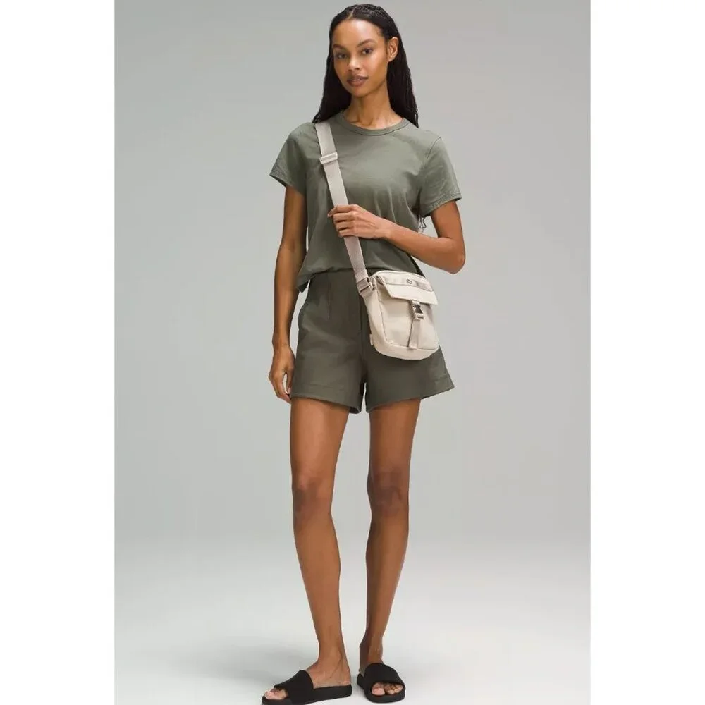 Lululemon Women's Wunderlust Crossbody Bag 2L Raw Linen Beige OS